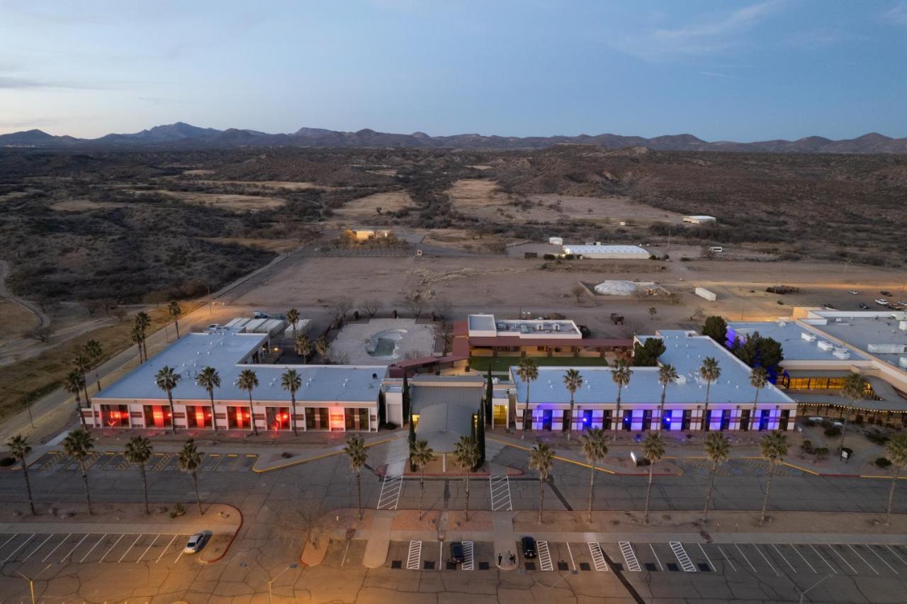Apache Gold Resort Hotel & Casino Globe Εξωτερικό φωτογραφία